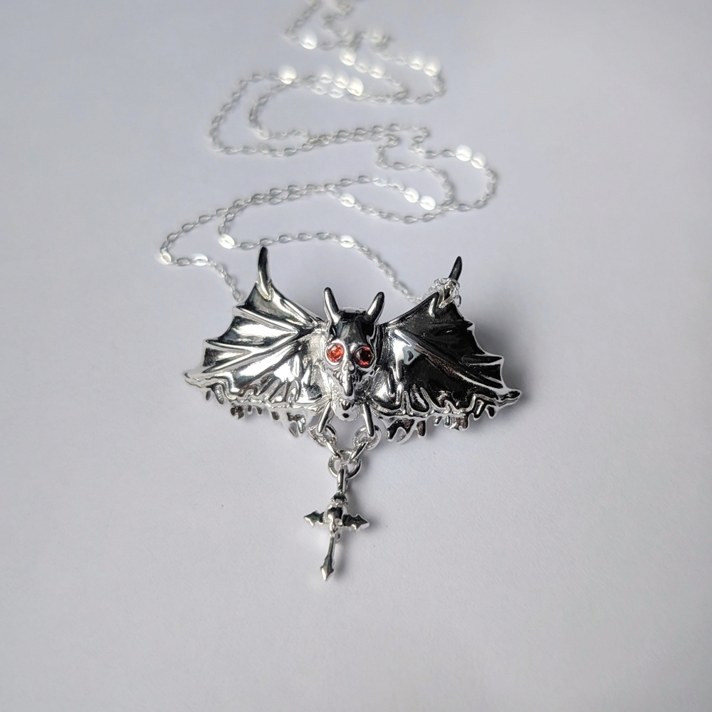 Hard Jewelry Daisy the Daystalker pendant necklace Sterling silver 925